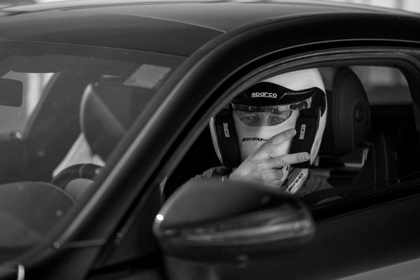 Mandataire auto : pourquoi choisir l'importation de luxe ?