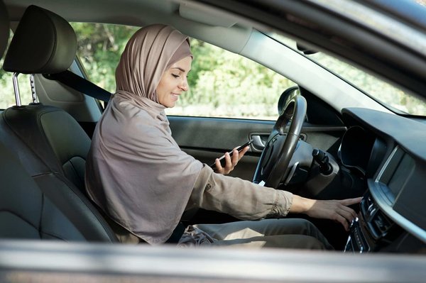 Location voiture : pourquoi opter pour une sportive ?